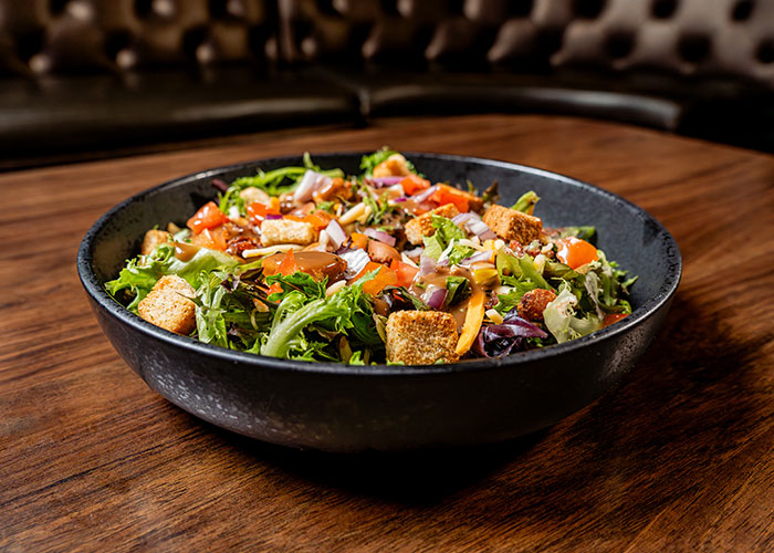 Fresh salads to eat at Bowldogs